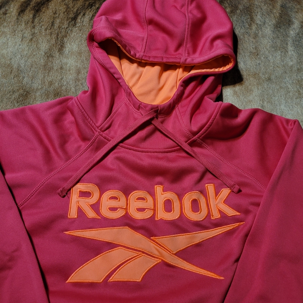 Reebok Hoodie size L
